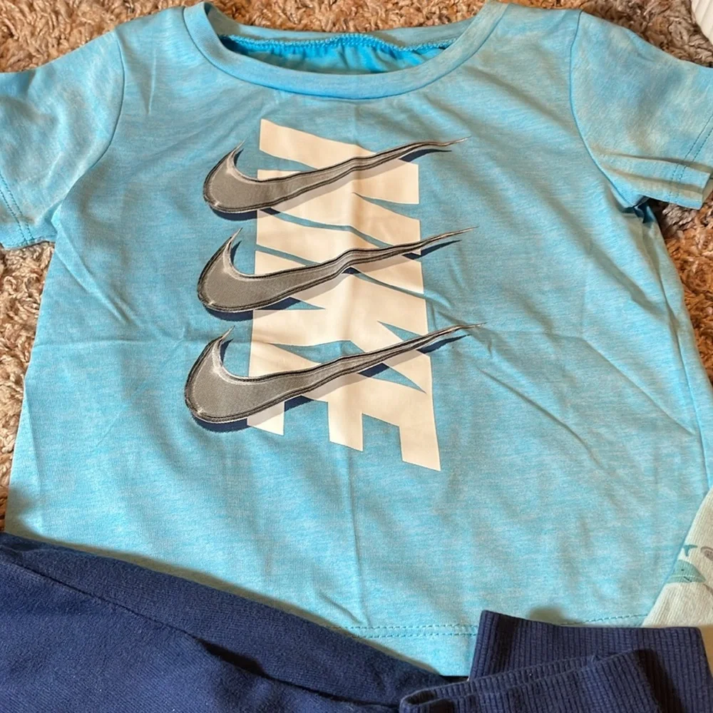 4 Pieces for Baby Boys BUNDLE 18M incl  Authentic Nike Top and cat & Jack CROCS